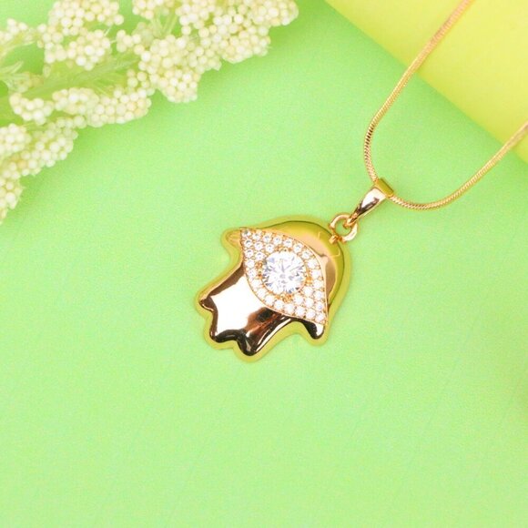 "White Evil Eye Hamsa Pendant in Gold Plated Brass – Sparkling Charm, XPPT1755 - Picture 3 of 13